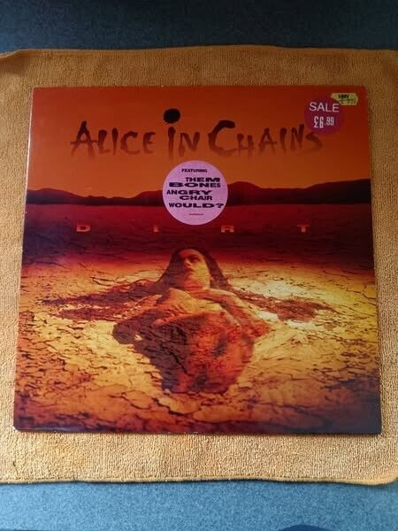 Alice In Chains     Dirt. Vinyl LP Record Album. 1992 Euro Pressing.
