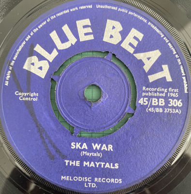 MAYTALS Ska War SKATALITES Perhaps BLUE BEAT BB306 3753 1965 45RPM  7     Melodisc