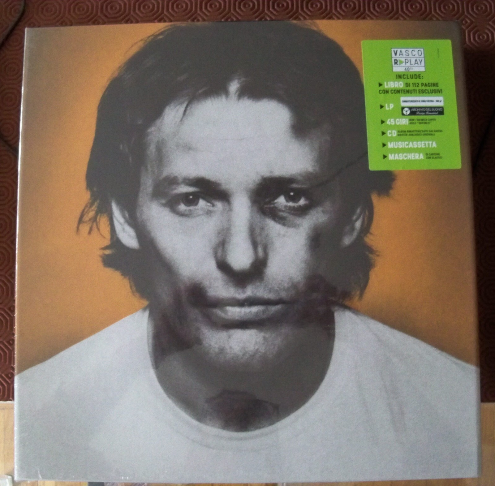 VASCO ROSSI  COLPA D ALFREDO 40th   BOX SET  LP 45GG MC BOOK 80PG MASCHERA 24BIT